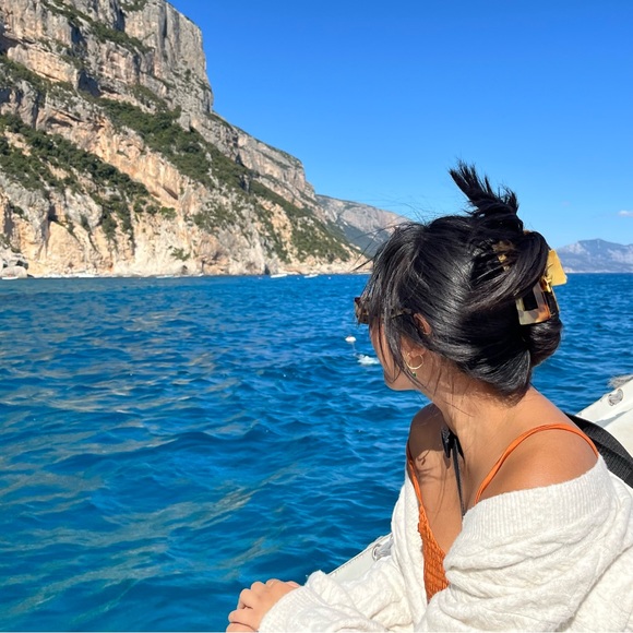 Meet your Posher, Naly - Picture 1 of 1